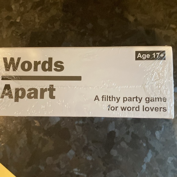 Card game - words apart - Picture 3 of 3